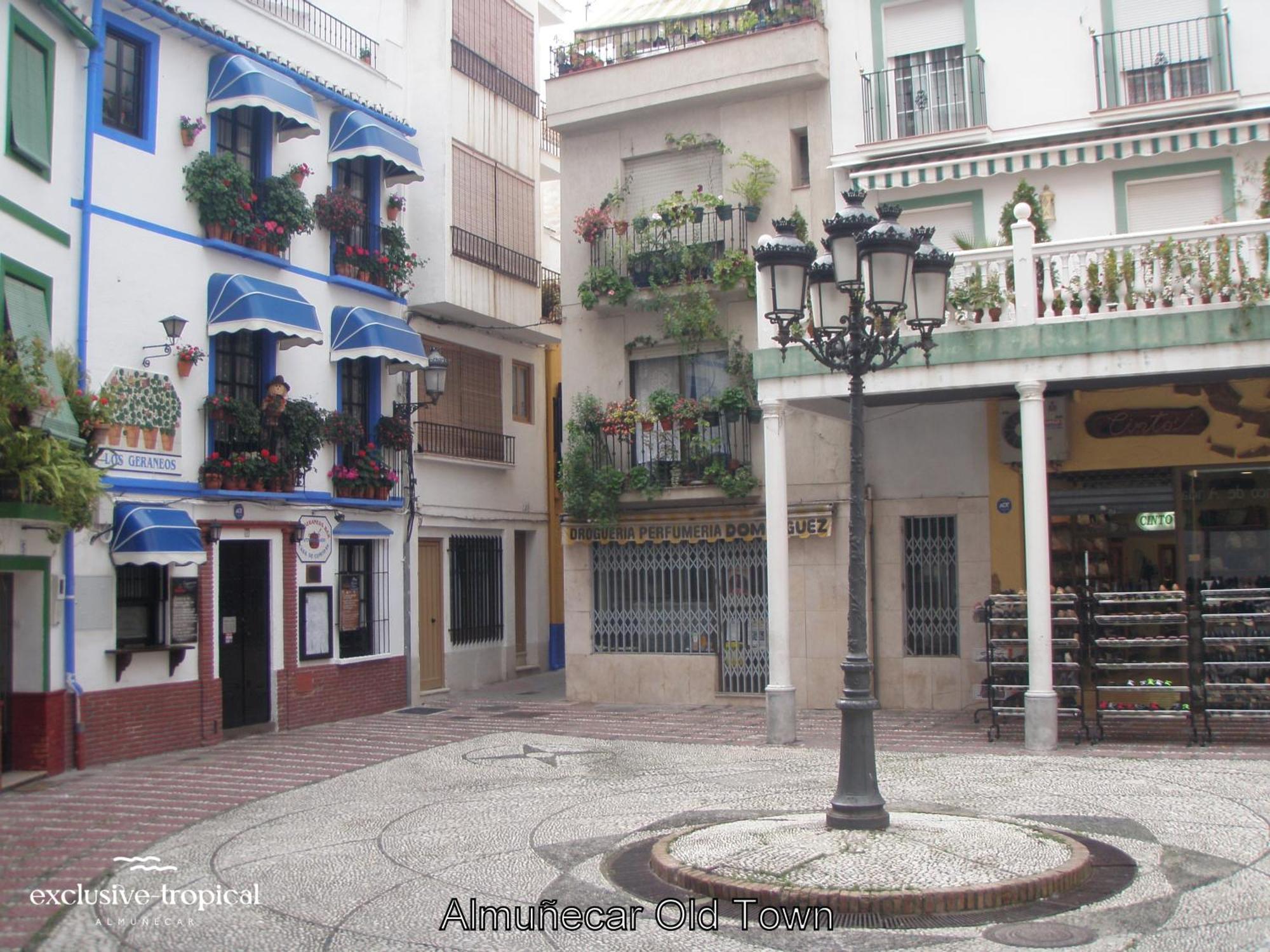 Cipreses - Casa Ola Almuñécar